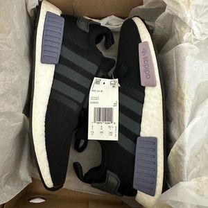 Women’s NMD R1 Black / Purple Ice